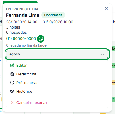 Cartão de uma reserva confirmada, com nome, datas e horários, telefone, observação e o menu Ações aberto